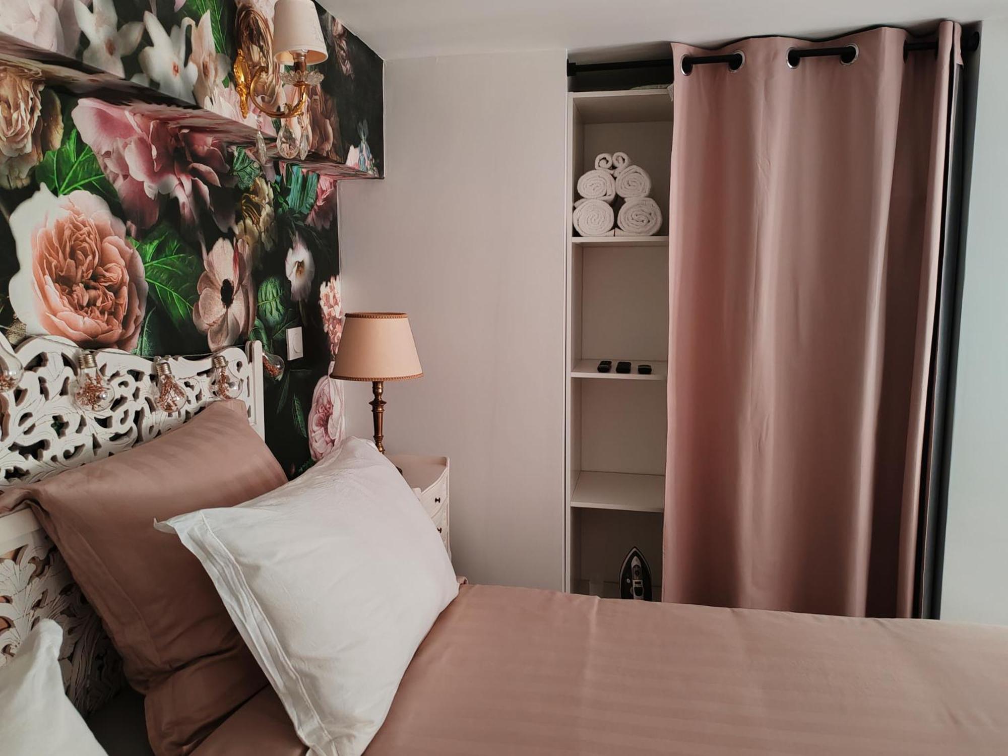 Appartement Bulle D'Antan En Coeur De Ville - Monument Classe Historique - Grand Jaccuzi Castres  Exteriör bild